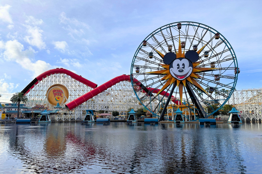 Incredicoaster et Pixar Pal-A-Round à Disney California Adventure à Disneyland Resort à Anaheim en Californie aux Etats-Unis