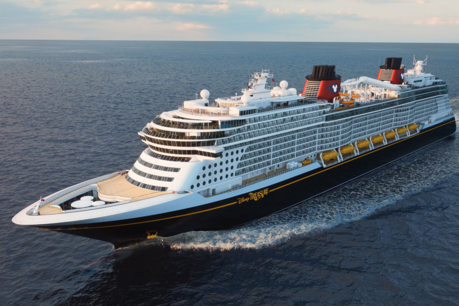 Le bateau Disney Treasure de la Disney Cruise Line