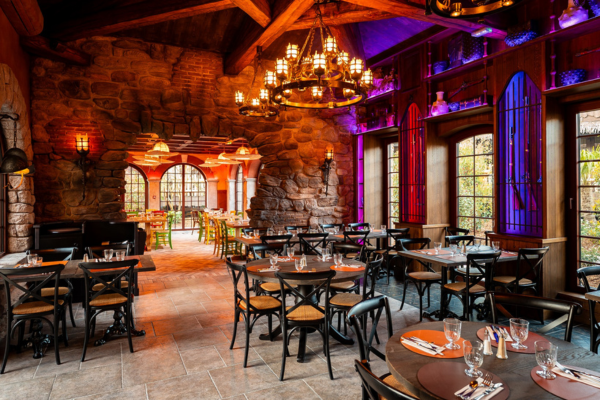 Erizo restaurant à l'hôtel des Pirates et Cabaïana de Nigloland