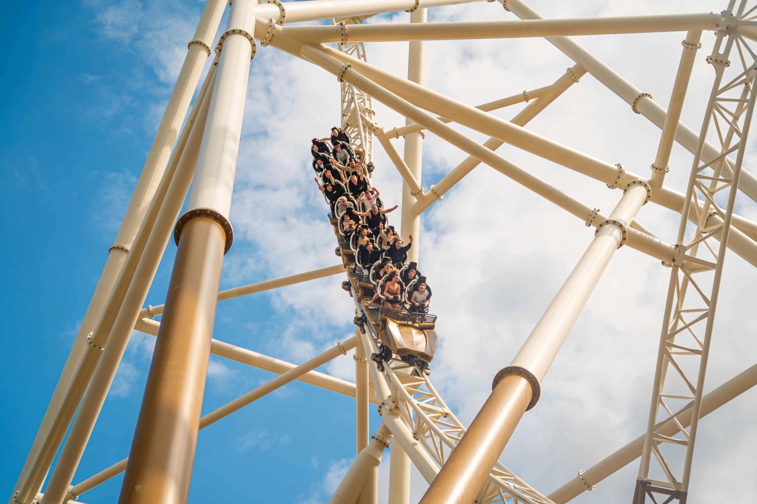 Hyperia à Thorpe Park en Angleterre